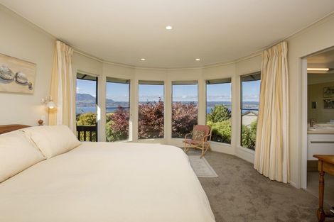 Photo of property in 43 Mapara Road, Acacia Bay, Taupo, 3385