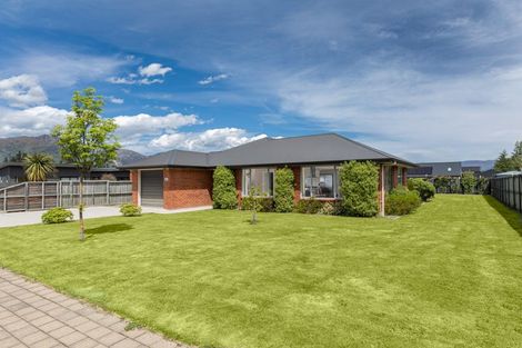 Photo of property in 40 Little Maude Drive, Lake Hawea, Wanaka, 9382