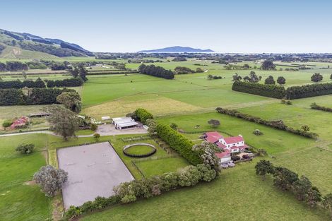 Photo of property in 225 Te Horo Hautere Cross Road, Hautere, Otaki, 5582