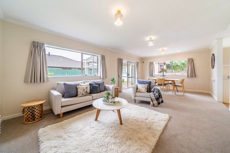 Photo of property in 3 Oak Street, Ebdentown, Upper Hutt, 5018