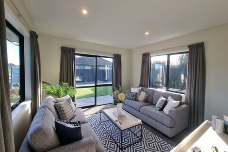 Photo of property in 32 Wallingford Crescent, Rolleston, 7615