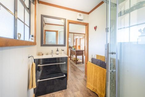 Photo of property in 15 Wainui Street, Koitiata, Whanganui, 4581