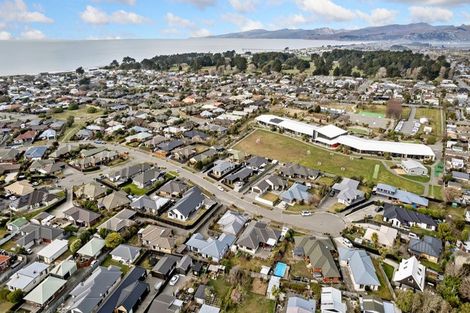 Photo of property in 32 Surfers Place, North New Brighton, Christchurch, 8083