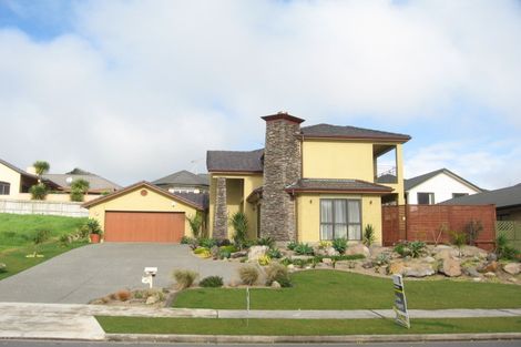 Photo of property in 49 Mt Lebanon Crescent, The Gardens, Auckland, 2105