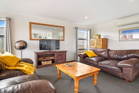 Photo of property in 34 Varsity Heights, Fitzherbert, Palmerston North, 4410
