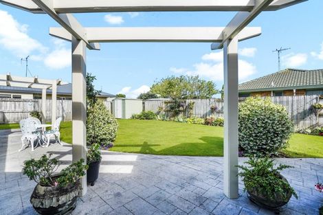 Photo of property in 11 Bouverie Crescent, Flagstaff, Hamilton, 3210