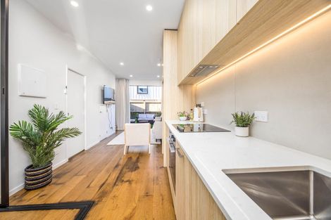 Photo of property in 12 Hadlow Terrace, Grey Lynn, Auckland, 1021