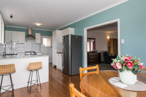 Photo of property in 806 Oxford Street, Saint Leonards, Hastings, 4120