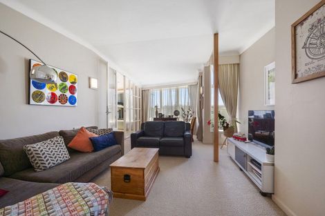 Photo of property in 6a Hauraki Road, Hauraki, Auckland, 0622