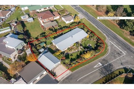 Photo of property in 10 Matai Place, Oxford, 7430