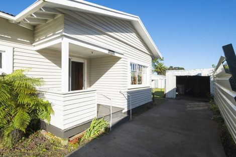 Photo of property in 14 De Lautour Road, Kaiti, Gisborne, 4010