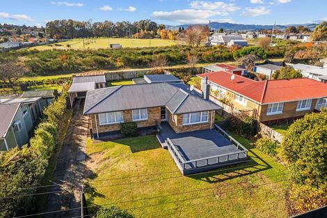 Photo of property in 13 Logan Street, Fairy Springs, Rotorua, 3015