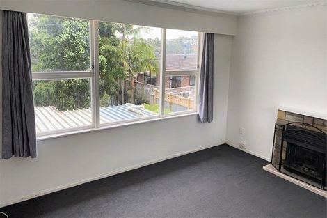 Photo of property in 194 Don Buck Road, Massey, Auckland, 0614
