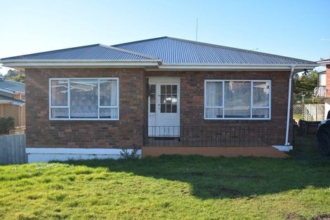 Photo of property in 17 Kinmont Crescent, Kinmont Park, Mosgiel, 9024