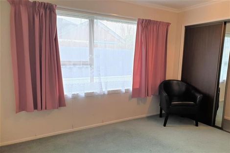 Photo of property in 3/187 Carrington Street, Lower Vogeltown, New Plymouth, 4310
