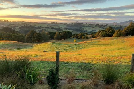 Photo of property in 63 Woodward Road, Maungatapere, Whangarei, 0179