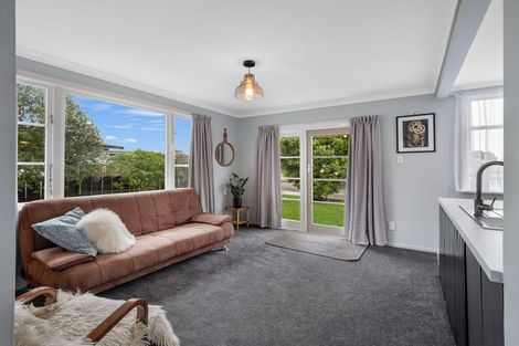 Photo of property in 45 Bamber Street, Castlecliff, Wanganui, 4501