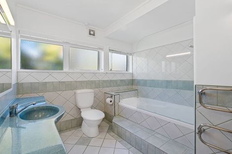 Photo of property in 5a Henry Hill Road, Taupo, 3330