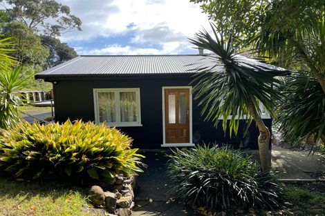 Photo of property in 7 Beach Valley Road, Piha, New Lynn, 0772
