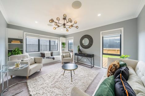 Photo of property in 11 Salisbury Crescent, Wallaceville, Upper Hutt, 5018