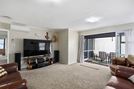 Photo of property in 33 Alison Street, Mangakakahi, Rotorua, 3015