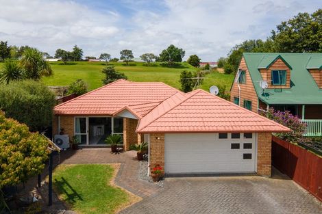 Photo of property in 56a Vodanovich Road, Te Atatu South, Auckland, 0610