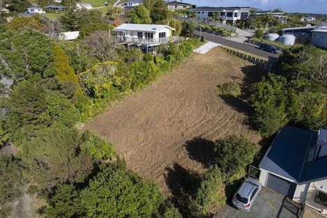 Photo of property in 12 Nancy Wake Place, Cable Bay, 0420