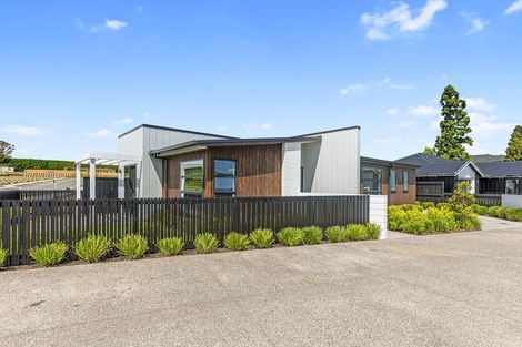 Photo of property in 16 Tanuku Lane, Te Puke, 3119