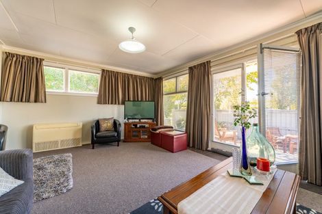 Photo of property in 77 Bledisloe Street, Kurow, 9435