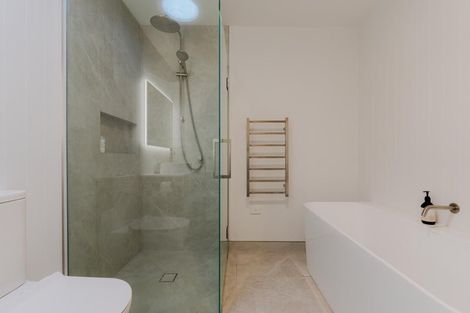 Photo of property in 43 Barn Road, Jacks Point, 9371