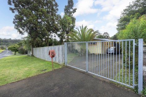 Photo of property in 31 Taipari Road, Te Atatu Peninsula, Auckland, 0610