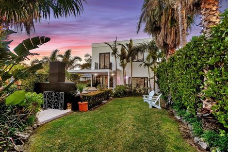 Photo of property in 55 Wainui Avenue, Point Chevalier, Auckland, 1022
