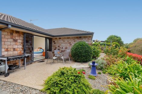Photo of property in 19 Horsley Grove, Pyes Pa, Tauranga, 3112