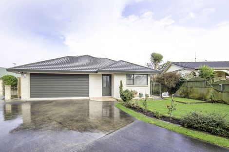 Photo of property in 15a Moyne Avenue, Milson, Palmerston North, 4414