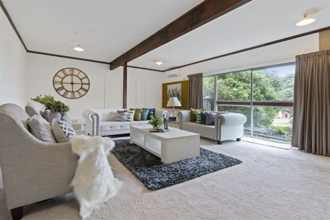 Photo of property in 46 Chatswood Grove, Chatswood, Auckland, 0626