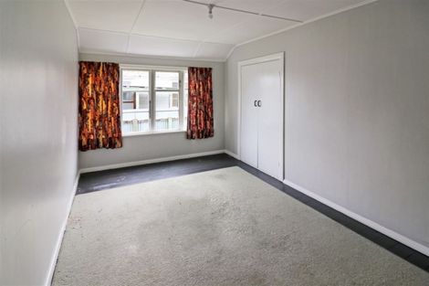 Photo of property in 10 Victor Street, Dannevirke, 4930