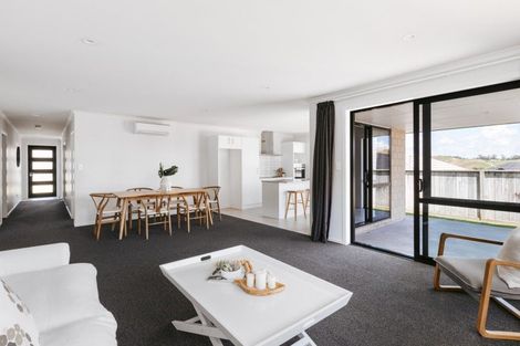 Photo of property in 3 Antrim Glade, Welcome Bay, Tauranga, 3175