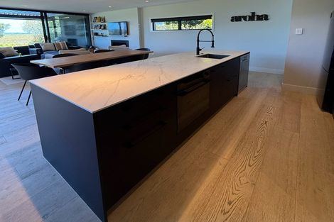 Photo of property in 31 Oakpark Place, West Harbour, Auckland, 0618