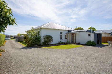 Photo of property in 121 Kippenberger Avenue, Rangiora, 7400