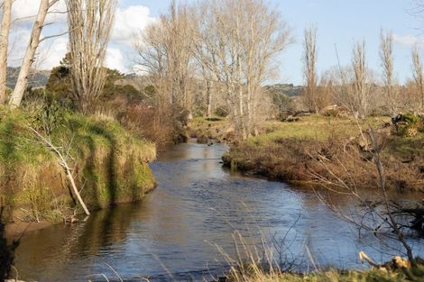 Photo of property in 150 Monument Road, Clevedon, 2582