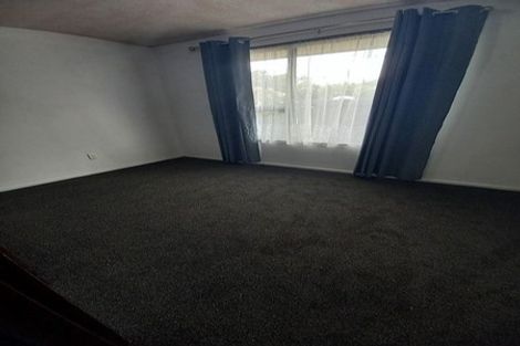 Photo of property in 2/9 Defoe Place, Waltham, Christchurch, 8023