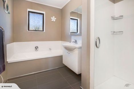 Photo of property in 9 Longitude Place, Whitby, Porirua, 5024