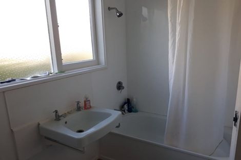 Photo of property in 107 Dowse Drive, Maungaraki, Lower Hutt, 5010