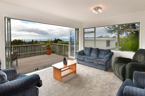 Photo of property in 55 Braemar Road, Castor Bay, Auckland, 0620