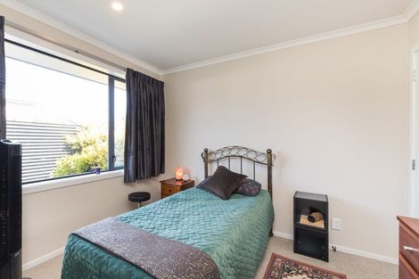 Photo of property in 15 Thomson Street, West End, Palmerston North, 4412