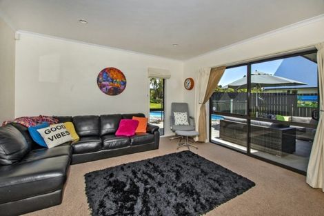 Photo of property in 10 Chatsfield Place, Te Kamo, Whangarei, 0112