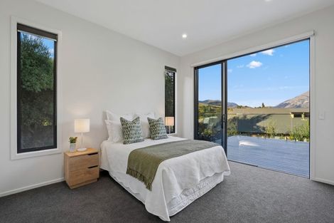 Photo of property in 4 Lindmore Lane, Lower Shotover, Queenstown, 9371