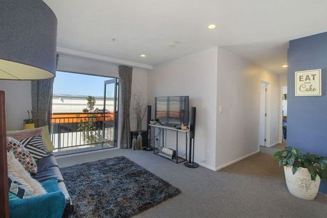 Photo of property in 2q/10 Crown Lynn Place, New Lynn, Auckland, 0600