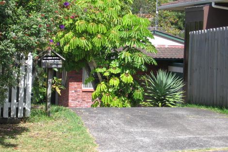 Photo of property in 1/8 Battenburg Place, Torbay, Auckland, 0630