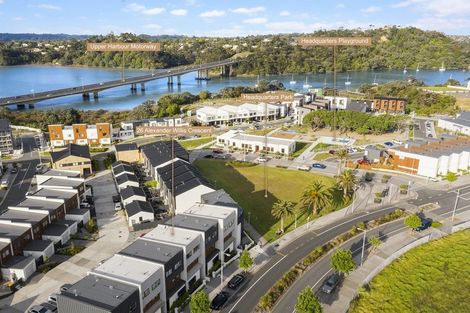 Photo of property in 26 Alexander Willis Crescent, Hobsonville, Auckland, 0616